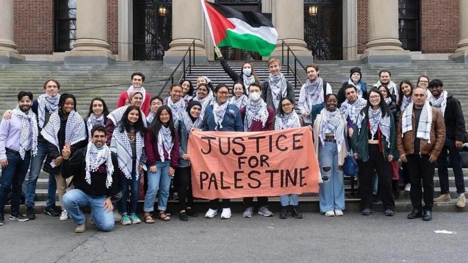 Pro-Palestinian students at Harvard 