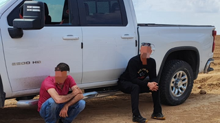 משטרת ישראל עצרה 2 תושבי העיר רהט שנכנסו לתוך שטח צבאי סגור וגנבו רכוש מתוך כלי רכב נטושים בסמוך לחניון רעים