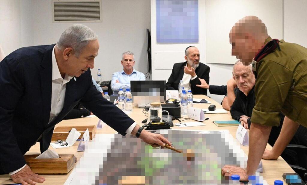 ראש הממשלה בנימין נתניהו כעת בהערכת מצב עם חברי קבינט המלחמה, בקריה בתל אביב