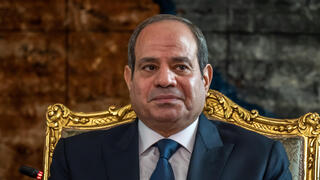נשיא מצרים עבד אל פתח א סיסי עם קנצלר גרמניה אולף שולץ בקהיר