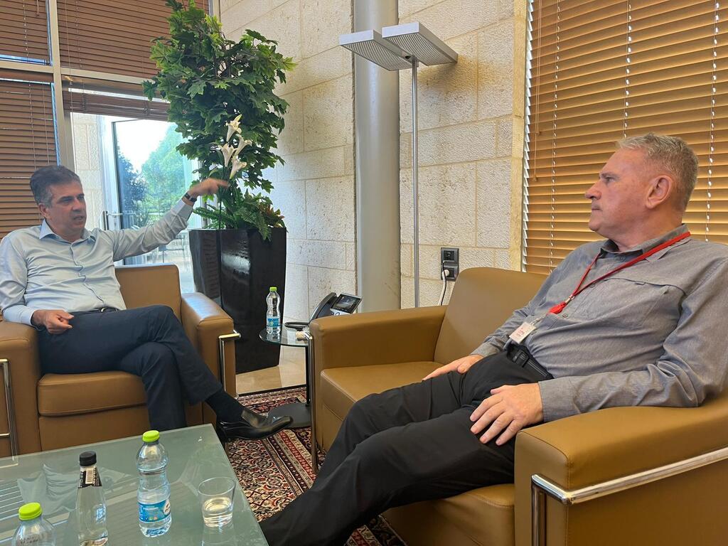 Col. Richard Kemp meets with Foreign Minister Eli Cohen