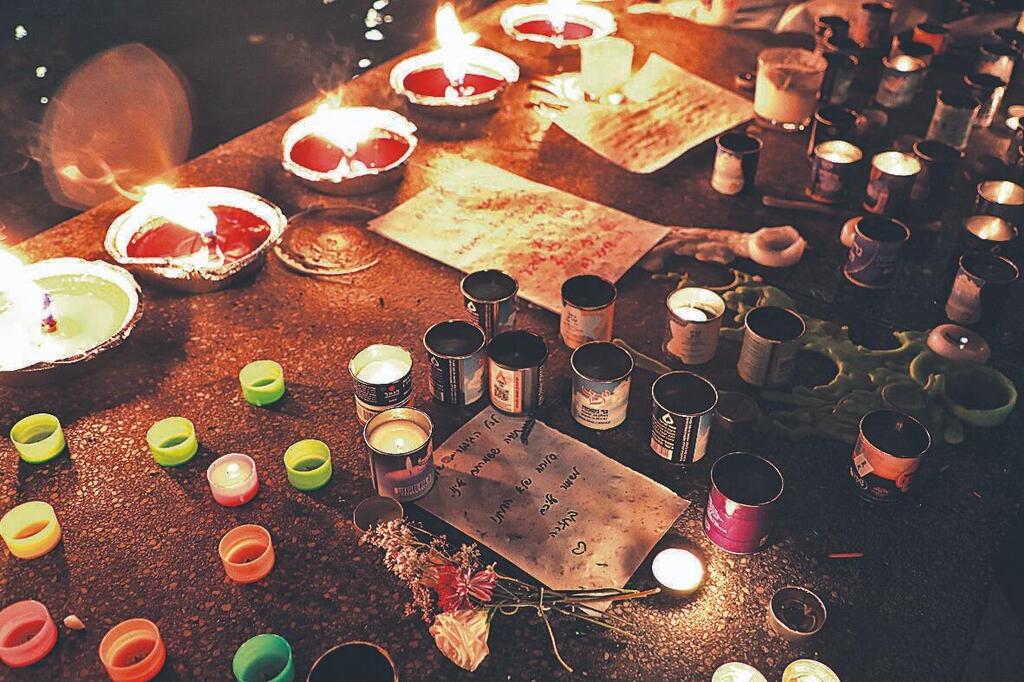 לבוא לשבעה ולחבק