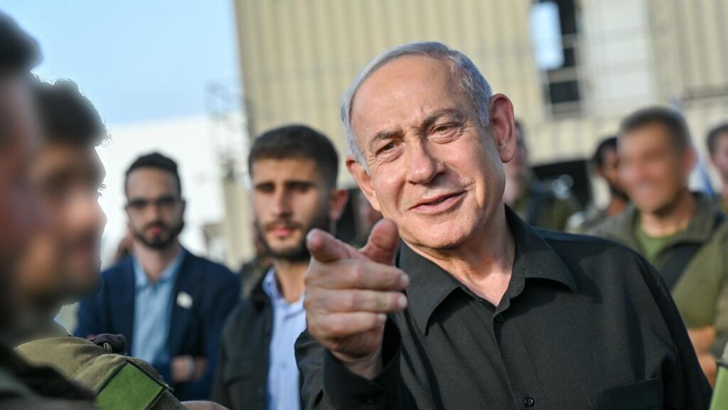 ראש הממשלה בנימין נתניהו מבקר ביחידת יהל״ם במחנה עמנואל