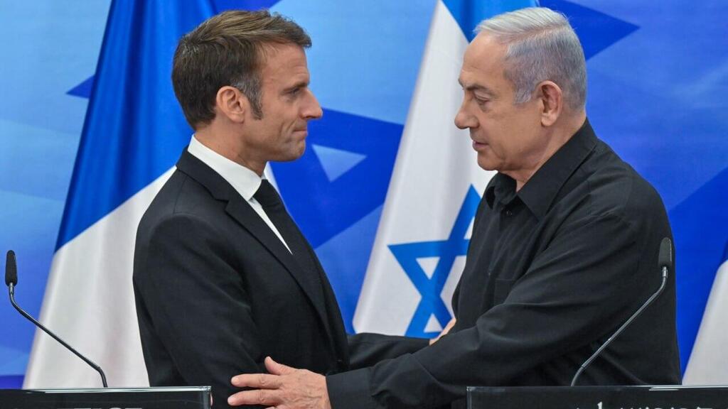 פגישת ראש הממשלה בנימין נתניהו עם נשיא צרפת, עמנואל מקרון, בביקורו בישראל בעקבות המלחמה