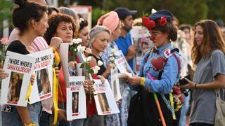 צעדת מחאה משפחות החטופים והנעדרים ברחוב קפלן, תל אביב