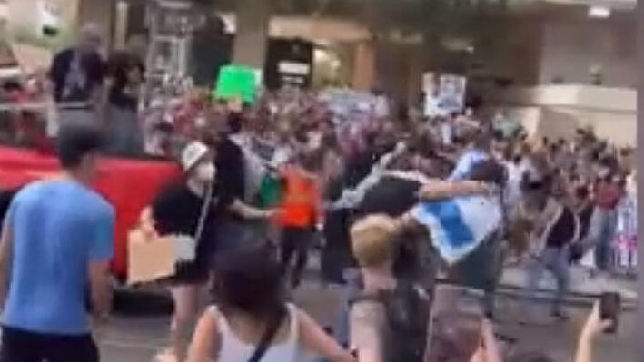  Tulane University- Jewish student attacked by pro Palestinian supporters 