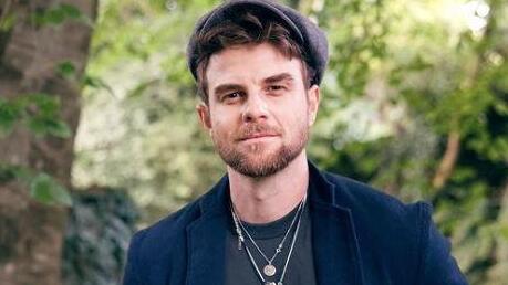 נת'ניאל בוזוליק