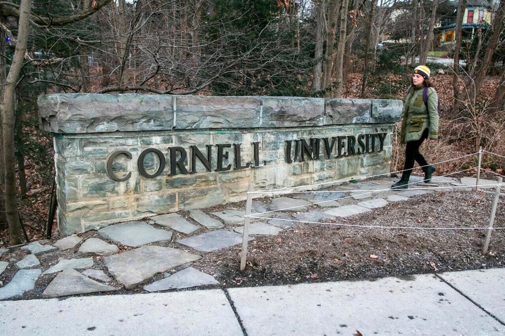  Cornell University administrators dispatched campus police to a campus Jewish center after threatening statements appeared on a discussion board Sunday