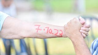 ליאת ואביב אצילי נחטפו וחבריהם הרימו כוסית עבורם