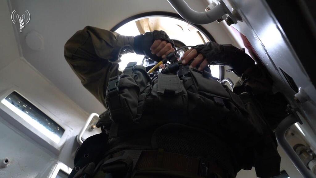 Боец инженерных войск (Фото: пресс-служба ЦАХАЛа) תיעוד: פריצת צירים ברצועת עזה, ניטרול מטענים ומנהרות: לוחמי ההנדסה בפעילות הקרקעית ברצועה