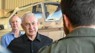 ראש הממשלה בנימין נתניהו בביקור בבסיס חיל האוויר רמון