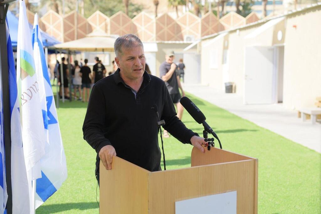 פתיחת בית הספר הראשון לתלמידים המפונים מהמועצה האזורית אשכול