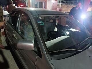 הרכב שנפגע מהירי בפיגוע בשומרון