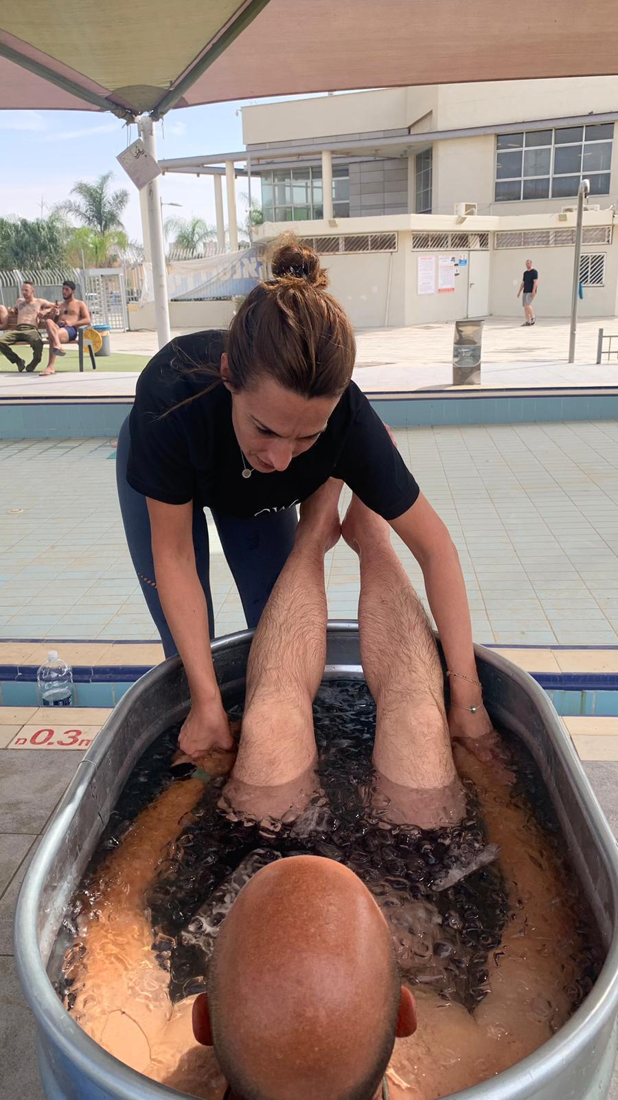 אמבטיית קרח בשטח