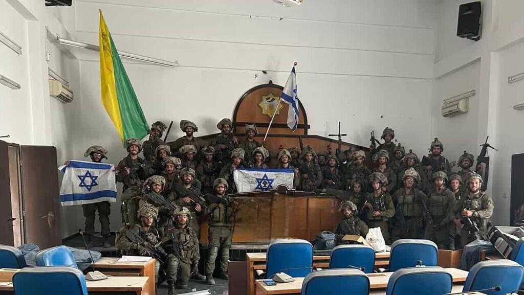 לוחמי גולני בפרלמנט בעזה