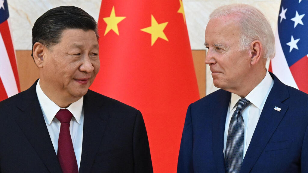 Le président américain Joe Biden rencontre le président chinois Xi Jinping à Bali le 14 novembre 2022