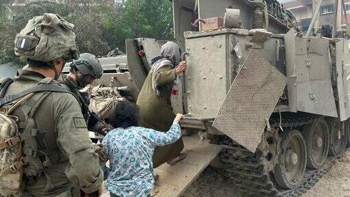 לוחמי גדוד 890 של הצנחנים חילצו פלסטינית עם בתה האוטיסטית