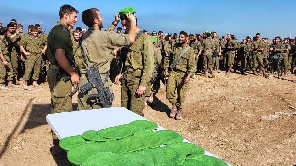 טקס קבלת הכומתה הירוקה של לוחמי חטיבת הנח"ל בלב רצועת עזה