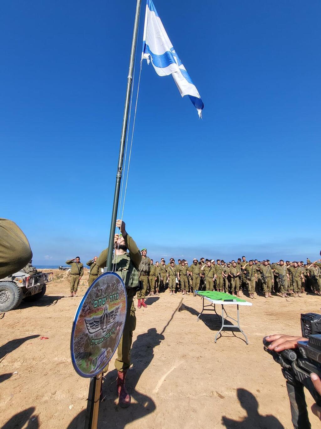 טקס קבלת הכומתה הירוקה של לוחמי חטיבת הנח"ל בלב רצועת עזה