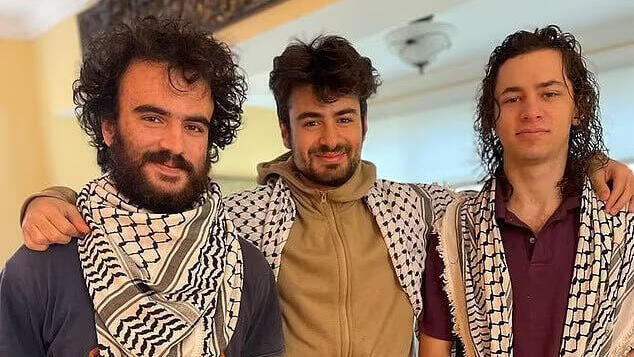 ארה"ב ורמונט שלושה פלסטינים ש נורו על ידי חמוש ללא סיבה דיברו ערבית לבשו כאפייה