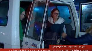 חטופים עוברים בצלב האדום