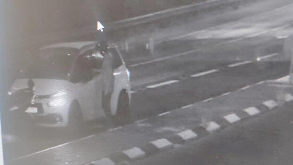 הרוק על שמשת הרכב שהסגיר את הפושע