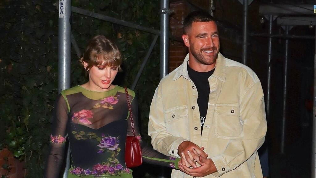 טיילור סוויפט טראוויס קלסי