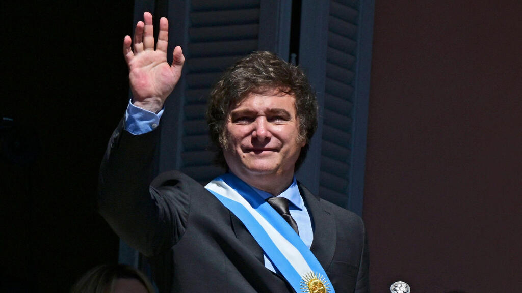 נשיא ארגנטינה חאבייר מיליי ב יום השבעתו