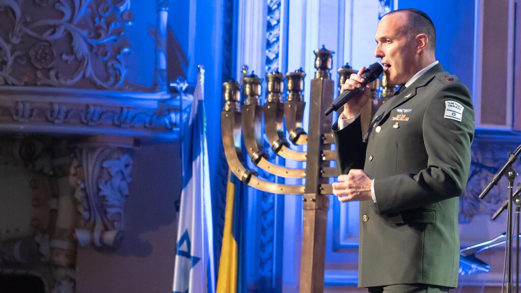 Chief IDF Cantor Lt. Col. Shai Abramson (Photo: Oren Atedgi) החזן הראשי לצה"ל, שי אברמסון