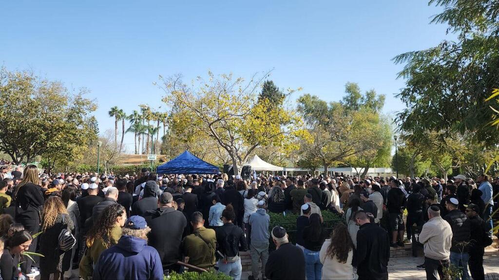 הלוויתו של טל שועה