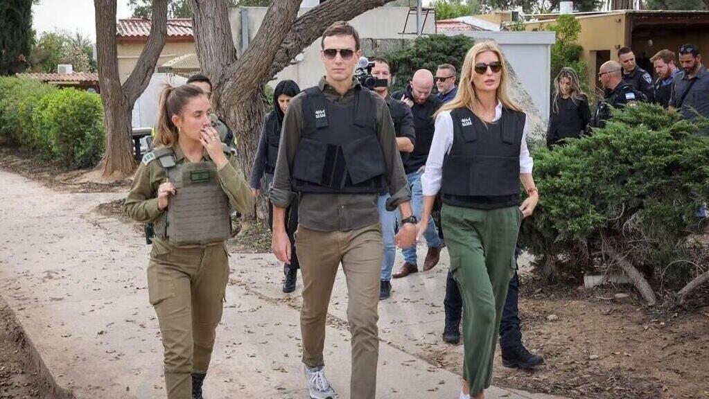 סרן מיה עם איוונקה טראמפ