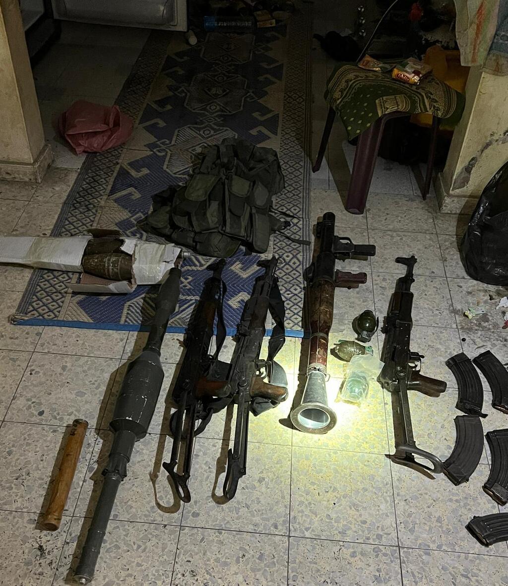האמל"ח שלוחמי צה"ל מצאו בתוך בית ספר בהתקלות במחבלים בצפון רצועת עזה 
