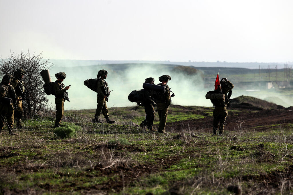לוחמי צה"ל ברמת הגולן בהתארגנות ואימונים ללחימה בגבול לבנון