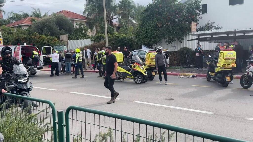 זירת הפיגוע ברעננה, רחוב אחוזה