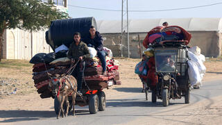 פלסטינים נוסעים מחאן יונס לרפיח