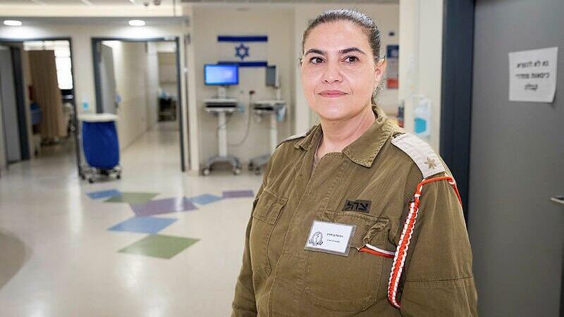 רס"ן במיל' רויטל בן חורין, מפקדת ר"מ 2 בבית החולים שערי צדק