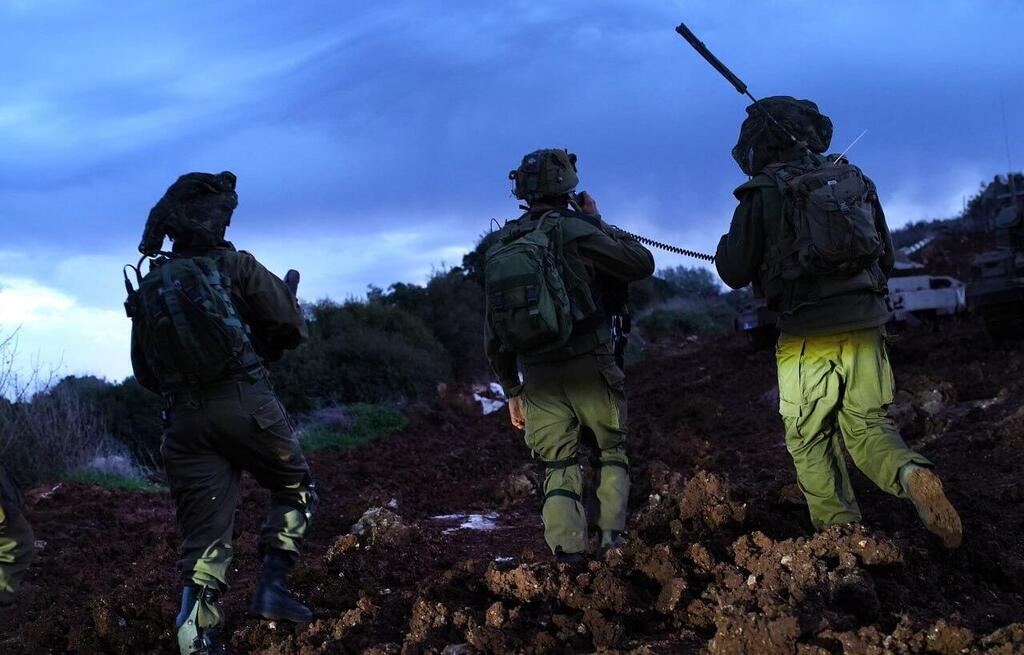 יאיר קראוס בפעילות מבצעית עם לוחמים בגבול לבנון