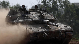 כוחות צה"ל ליד חאן יונס רצועת עזה 