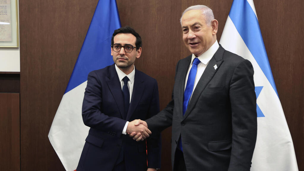 ראש הממשלה ביבי נתניהו בפגישה עם שר החוץ של צרפת סטפן סז'ורן,