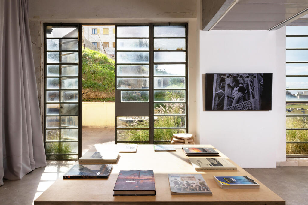 התערוכה האחרונה בגלריית בית האדריכל במיקומה ביפו