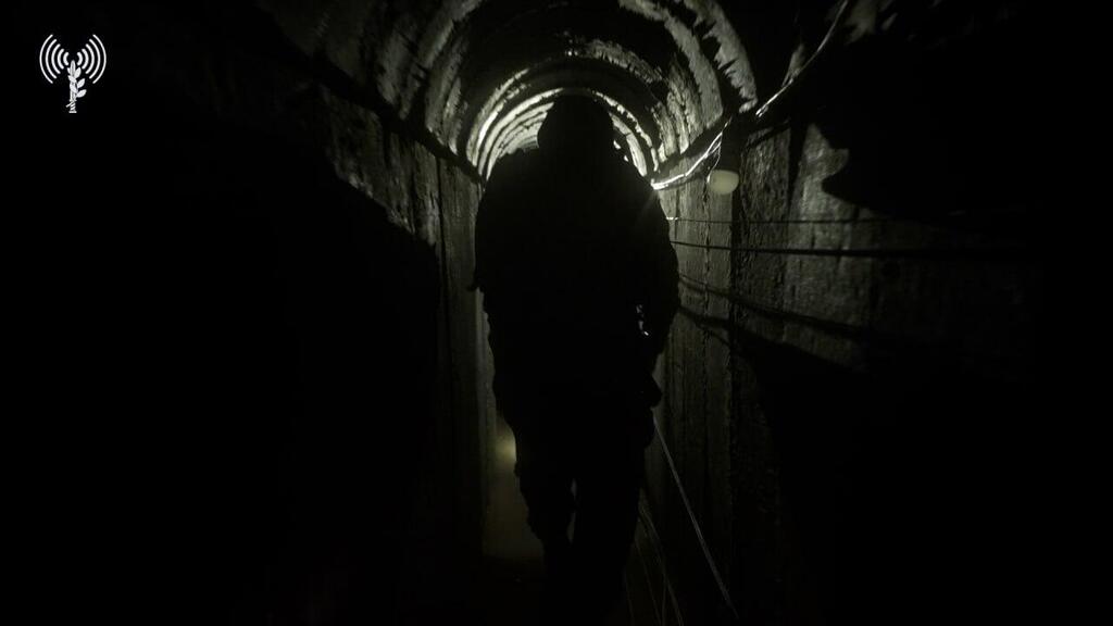 תיעוד של מפקד אוגדה 98 מהמנהרה שהתגלתה בחאן יונס והשמדתה על ידי לוחמי יהל"ם ואוגדה 98