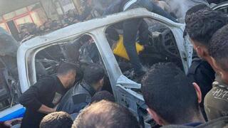 תקיפה אווירית בניידת משטרה ליד בית מרקחת אל-רחמה, מזרחית לרפיח, בדרום רצועת עזה