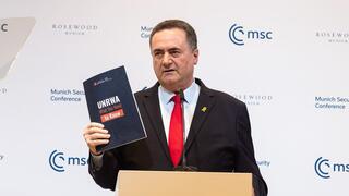 שר החוץ ישראל כ"ץ קרא בביקורו הראשון בגרמניה לשחרור כל החטופים וחשף בפני הקהילה הבינלאומית בוועידת הביטחון של מינכן את "תיק אונר"א