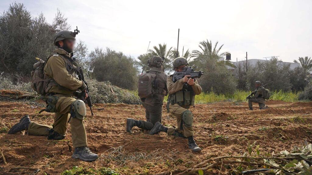תיעוד: כוחות צה"ל תוקפים ברצועת עזה 