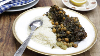 חורשט סבזי, מסעדת הבסטה