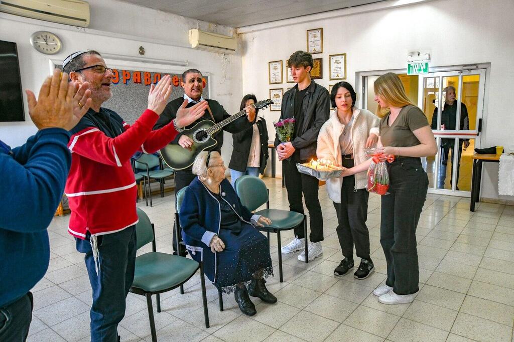 ירוסלבה לויצקה