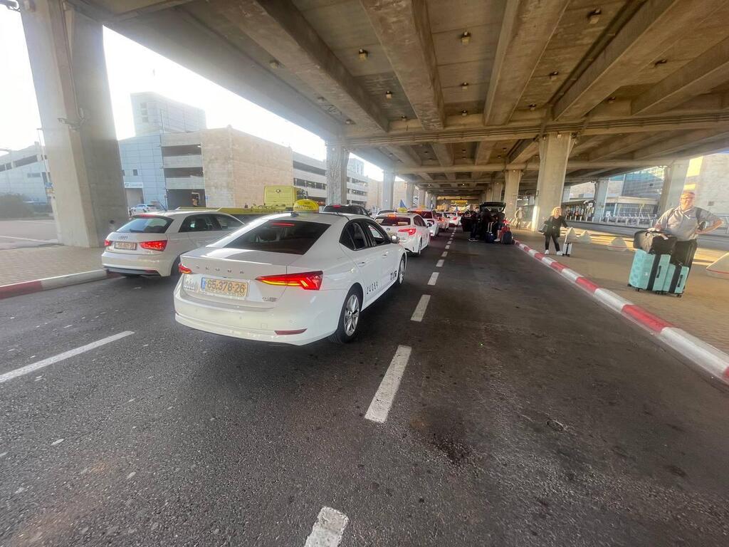 Taxis at Ben Gurion Airports 