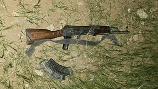 לפני זמן קצר נעצרו על ידי רכז הביטחון ביישוב פצאל שני חשודים חמושים בנשק מסוג קלאצ'ניקוב.
