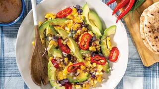 סלט אבוקדו ותירס