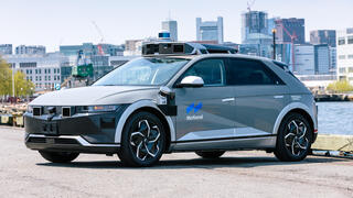  Hyundai Ioniq 5 is the first autonomous car to get a drivers license